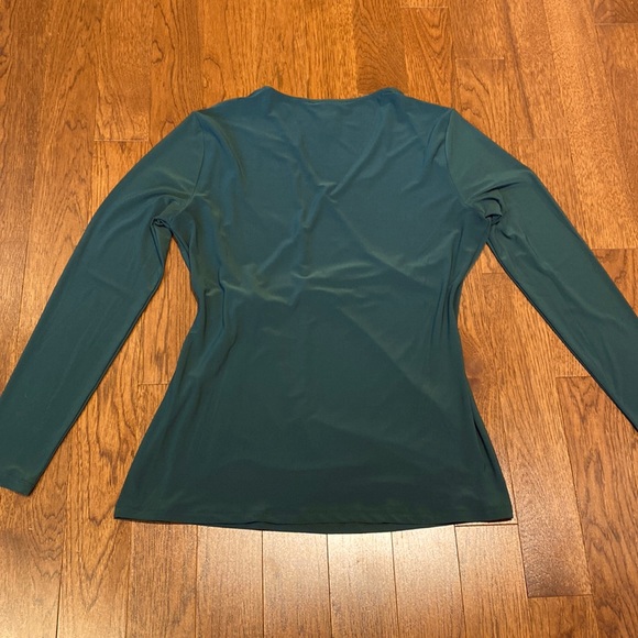 NWOT Silky green top - Picture 7 of 7